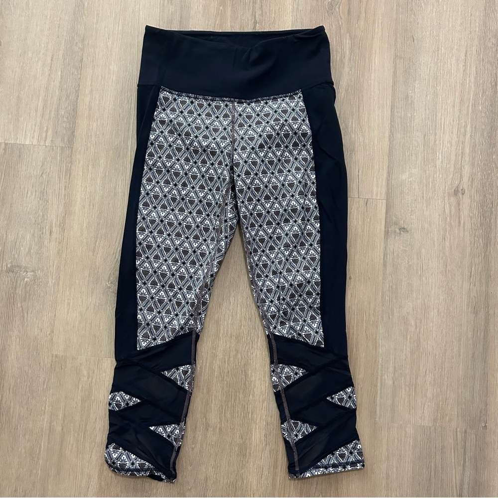 Athleta Cropped Leggings